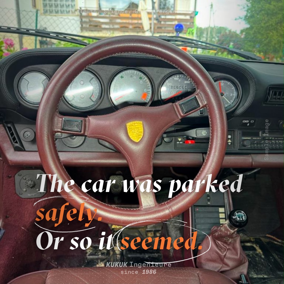 Porsche Cockpit mit Spuren von Feuchtigkeit und Verschmutzung nach Wasserschaden